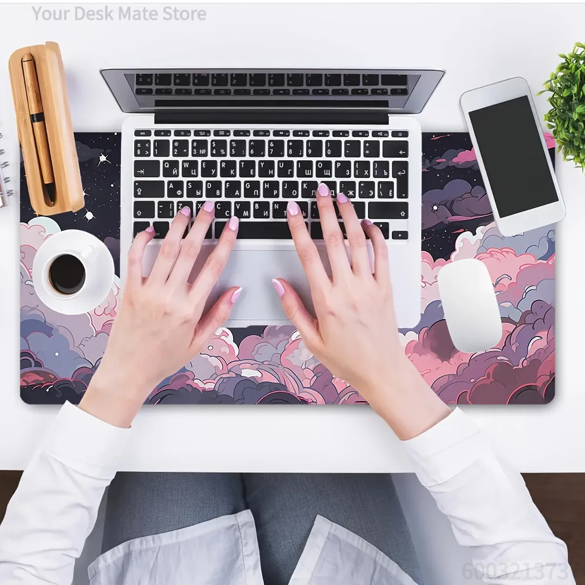 Милый розово-фиолетовый аниме- – обзор и цена Desk Setup Laptop And Pc